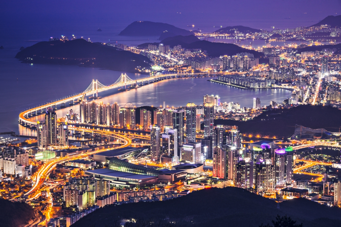 韓國釜山5天4夜自由行13,188元起，贈T-Money 交通卡，還有加購來回托運行李優惠價。